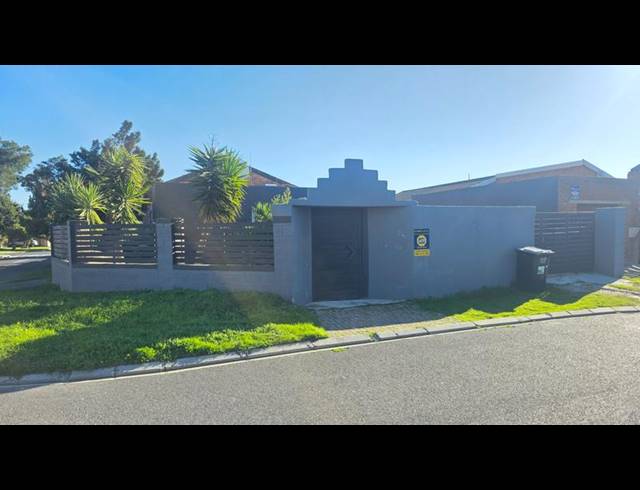 4 BEDROOM HOUSE FOR SALE IN GLENWOOD
